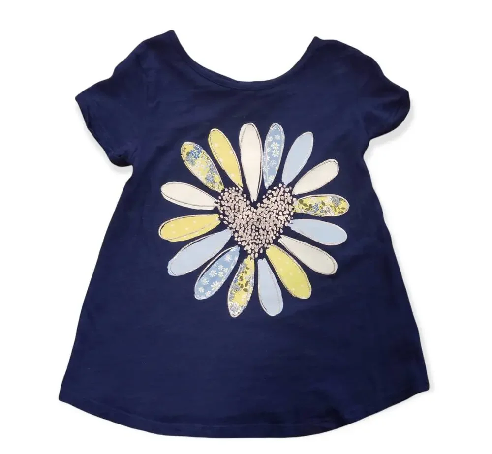 Old Navy Navy Blue Heart Daisy Flower Short Sleeved Shirt - Size 5T
